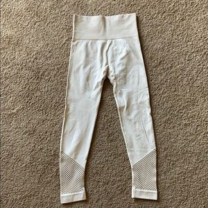 Never worn Ryderwear leggings